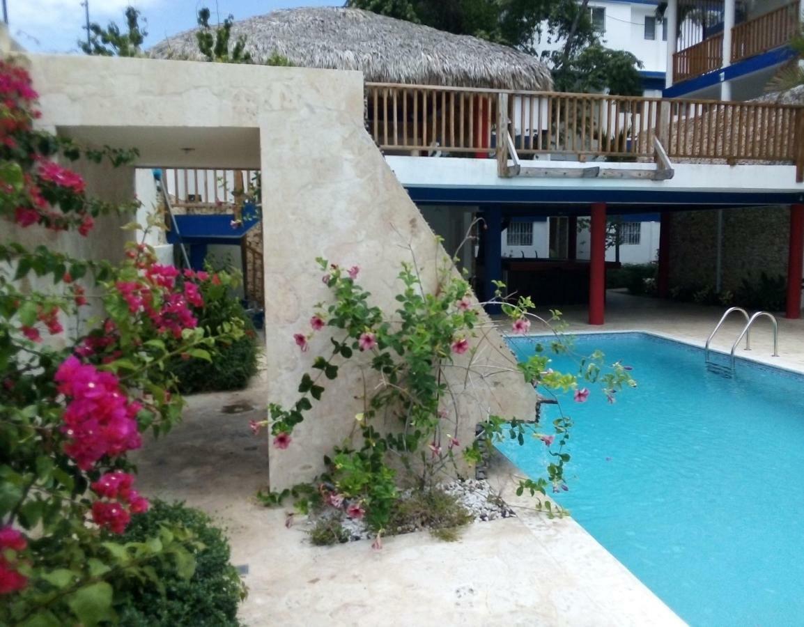 Hotel Checo Sosúa Esterno foto